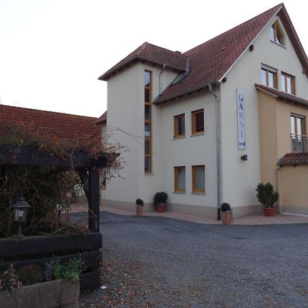 Ferienwohnung Restaurant - Garni bei Peppo Ebern Exterior foto